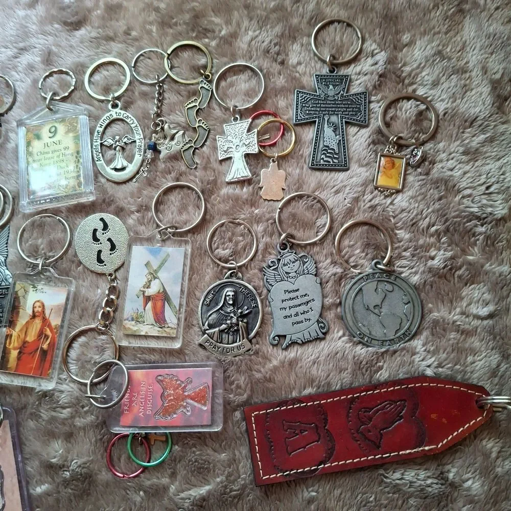 25+ Vintage Christianity / Faith Keychains - Jesus, Cross, Angels, Bible Verses